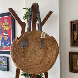 Gorgeous oversized straw bag NWOTs